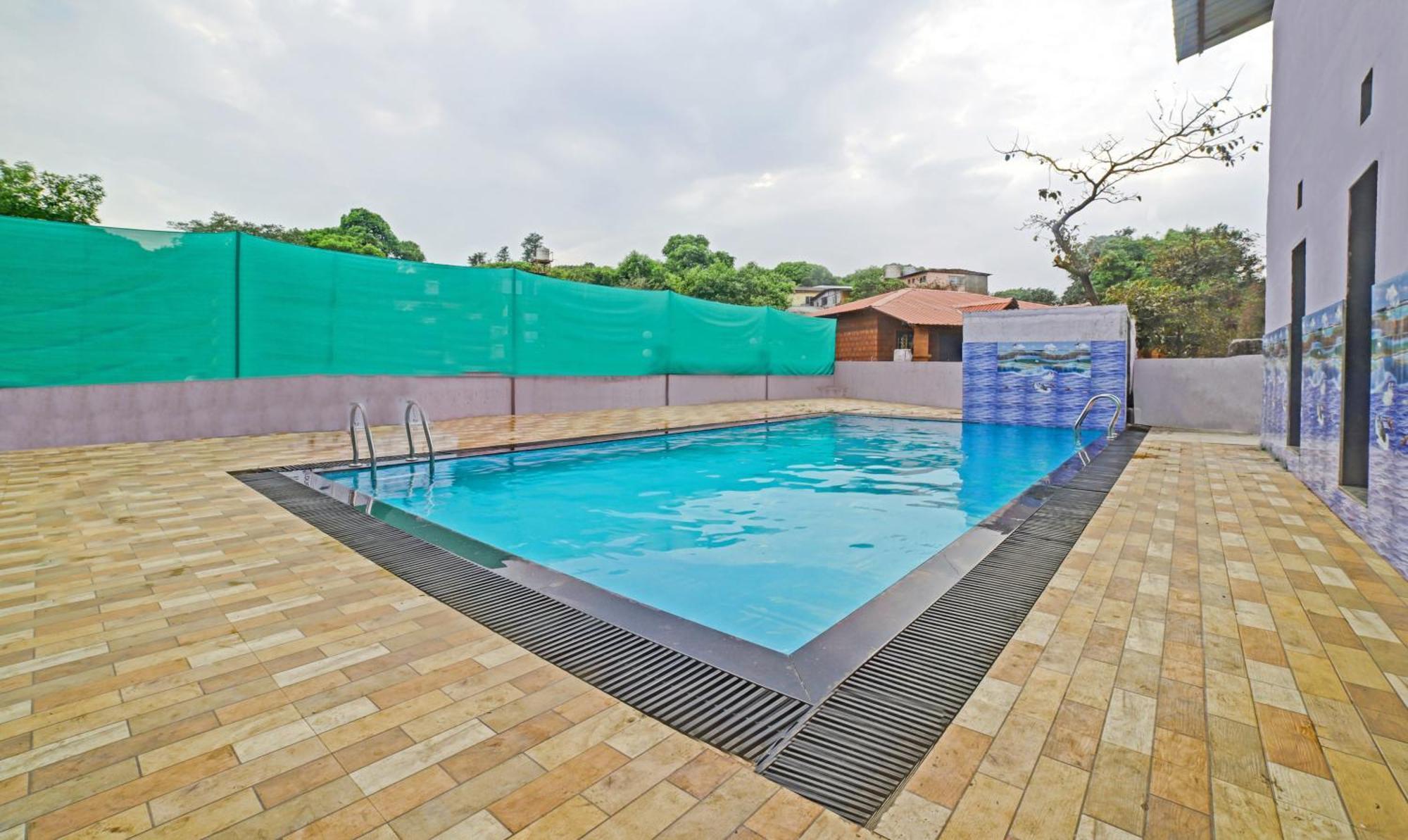 Treebo Balaji Excellency & Spa Mahābaleshwar Exteriör bild